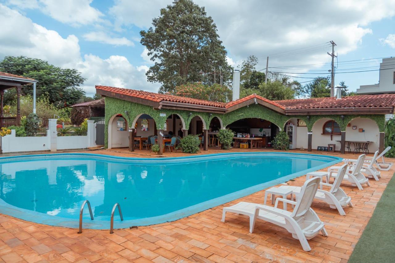 Casa Blanca Hotell Ciudad del Este Exteriör bild